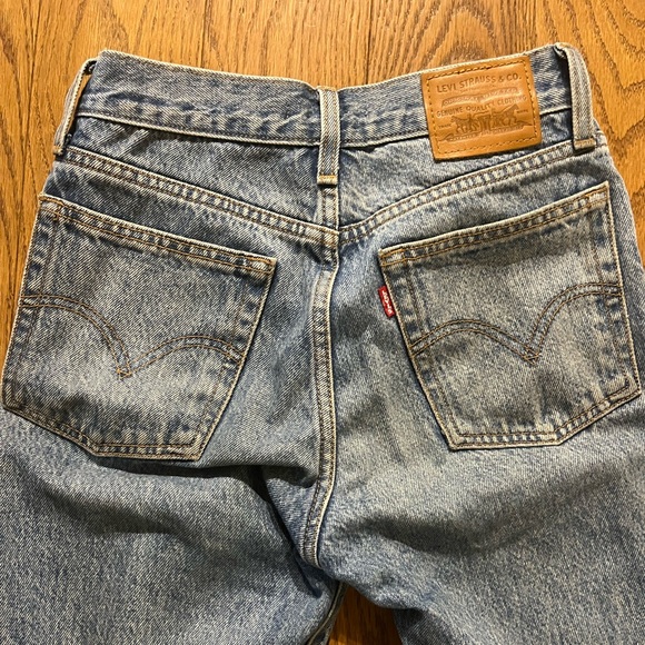 Levi’s Wedgie Size 23 - Picture 3 of 6